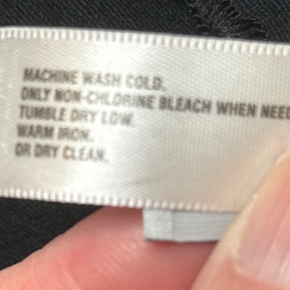 GAP Maternity Modern Boot Pants - Picture 9 of 9